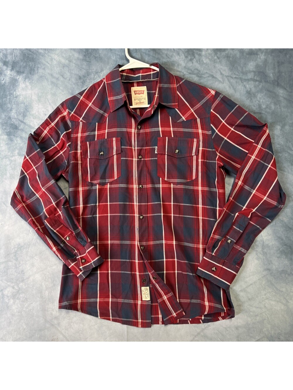 LEVI'S Men's Modern Sm. Button-Down Western Long-Sleeve Shirt Blue Red